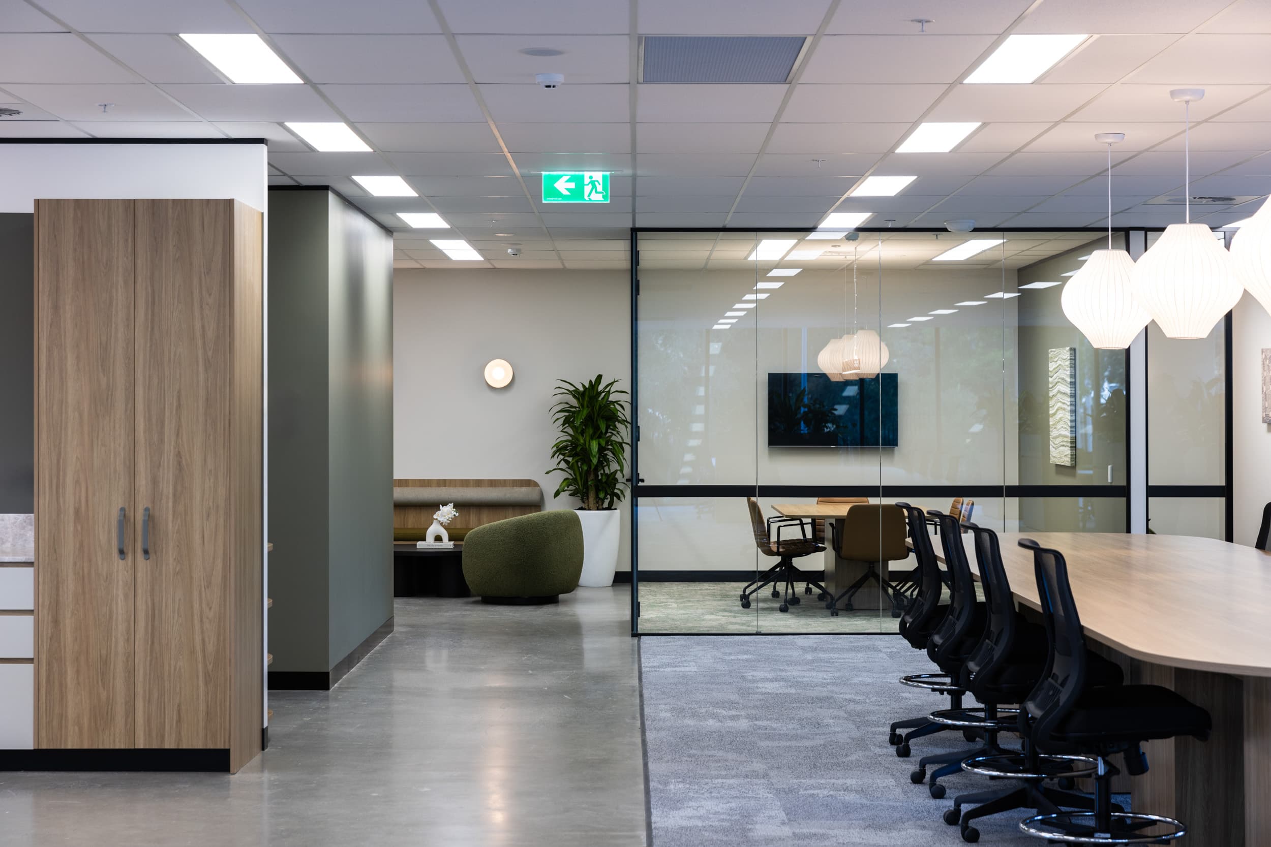 High Quality fitouts in Unrivalled Location - 2 Banfield Road